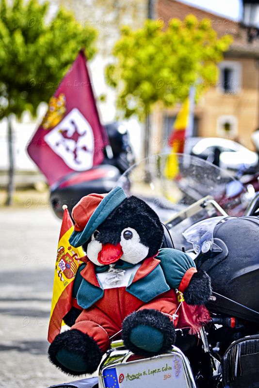 Motos en Santibanez de la Isla 4.jpg